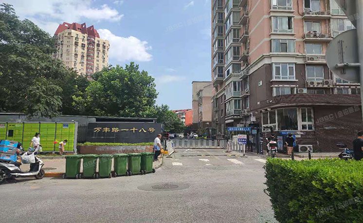 海淀区 万丰路18号院1号楼3层308（橙色年代）办公