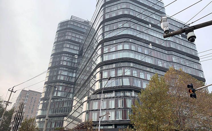 朝阳区 新源南路5号4层西塔L0501+车位（SOHO北京公馆）公寓