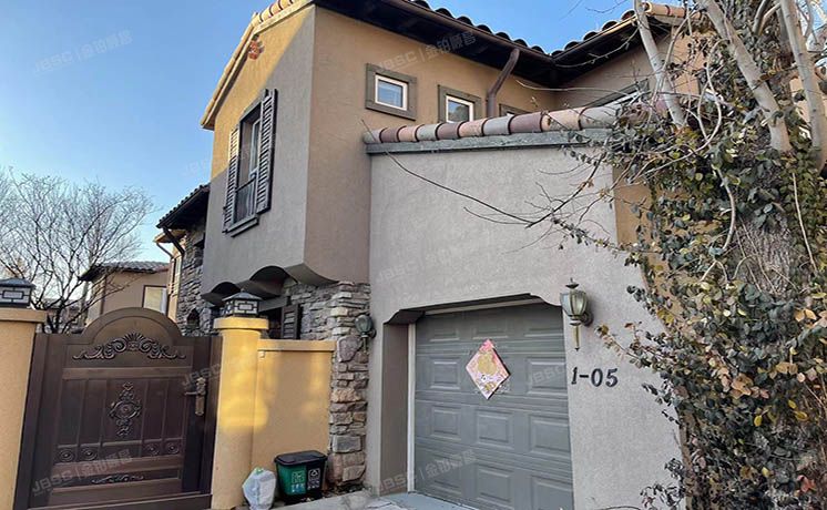 昌平区 小汤山镇沙顺路68号（翰宏花园）1-05号-1至2层（纳帕溪谷）别墅