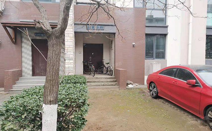 通州区 东潞苑五区19号楼1至3层103室（尚东庭）