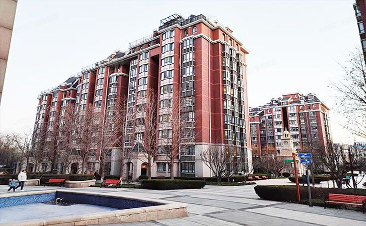 海淀区 蓝靛厂南路39号院6号楼2-702（玫瑰御园）