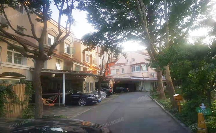 丰台区 枫竹苑一区16号楼-1至3层06号（未来假日花园）别墅