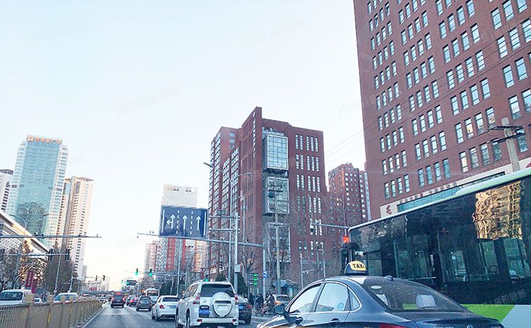 朝阳区 西大望路3号院3号楼8层911（蓝堡国际中心）办公