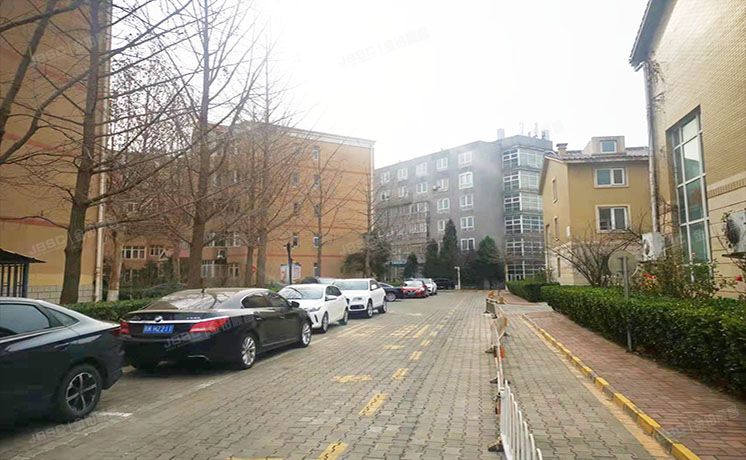 经济技术开发区 天华园二里二区7号楼5层A单元501（大雄城市花园百合园）