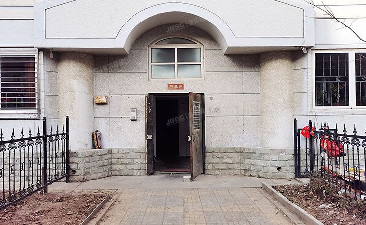 房山区 良乡北潞芳家园3号楼6层3-602（北潞芳家园）