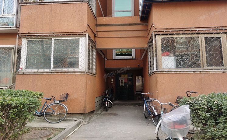 顺义区 馨港庄园三区29号楼4层三单元402室（馨港庄园三区）