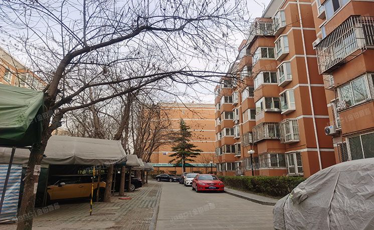 顺义区 馨港庄园三区29号楼4层三单元402室（馨港庄园三区）