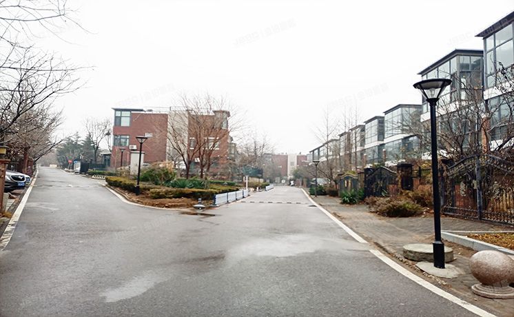 丰台区 长兴路12号中体奥园一区11号楼1至3层01号（中体奥园一区）别墅