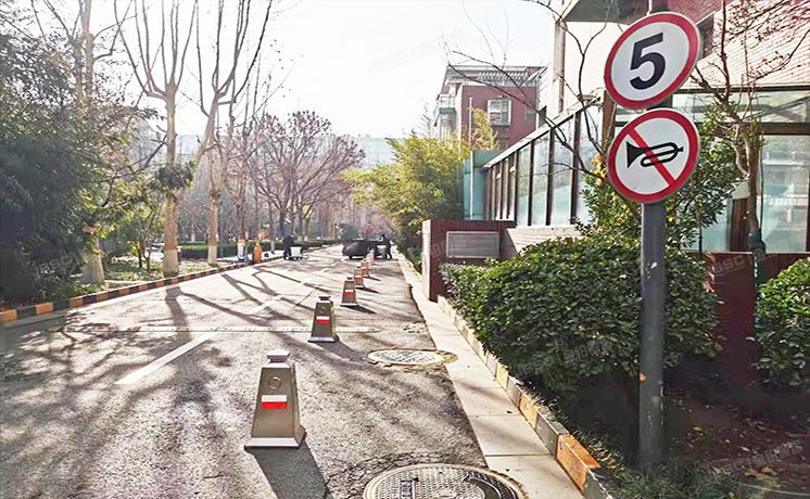 朝阳区 西大望路甲20号院28号楼3至5层2单元301（复地首府）