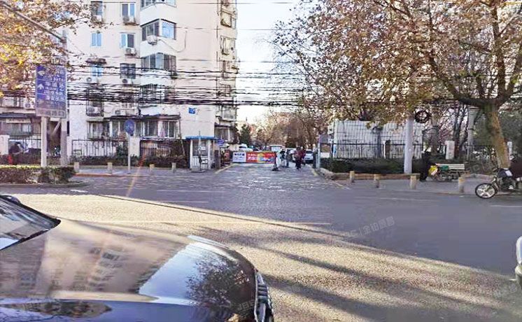 朝阳区 潘家园东里31号楼13层1313号（潘家园东里）