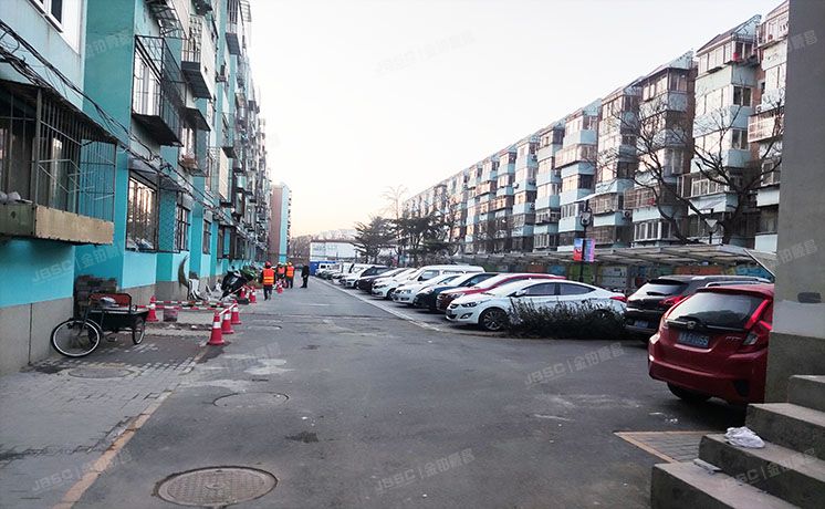 大兴区 车站南里23号楼1单元402室