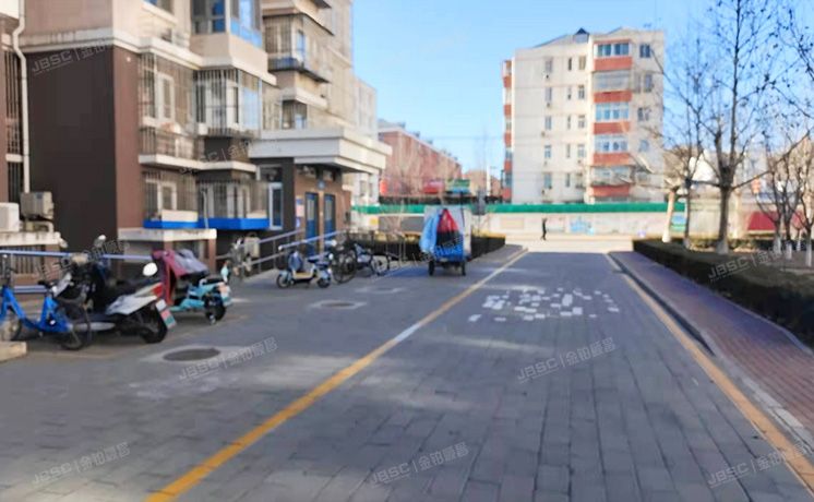 怀柔区 滨湖小区57号楼2层6单元201（新贤家园）