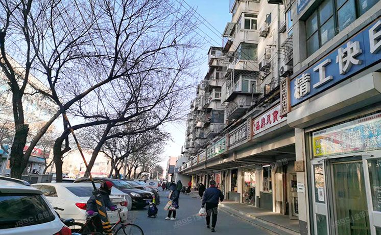 东城区 青年沟路2号楼5单元402号