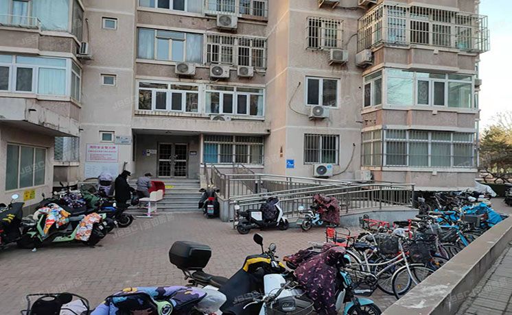 海淀区 翠微路4号颐源居11号楼3层301（颐源居）