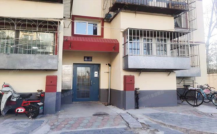 顺义区 裕龙花园三区23号楼1层四单元102（裕龙花园三区）