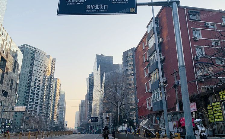 朝阳区 东大桥路8号院3号楼3层2330号（SOHO尚都北塔）办公