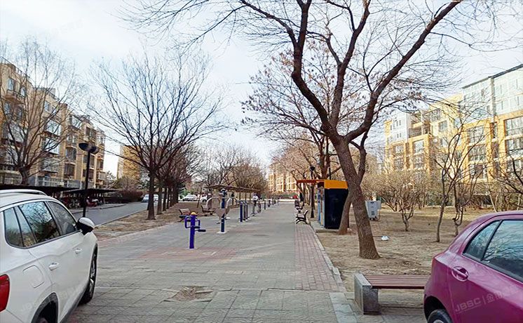 昌平区 回龙观镇龙腾苑二区11号楼1层2单元102（龙腾苑二区）