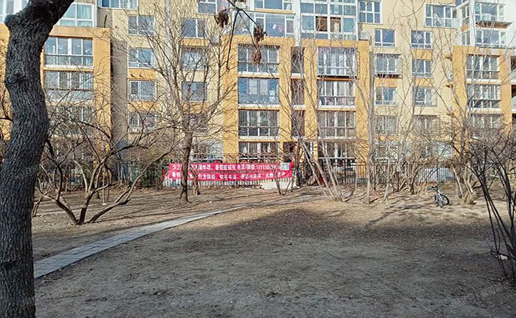 昌平区 回龙观镇龙腾苑二区11号楼1层2单元102（龙腾苑二区）