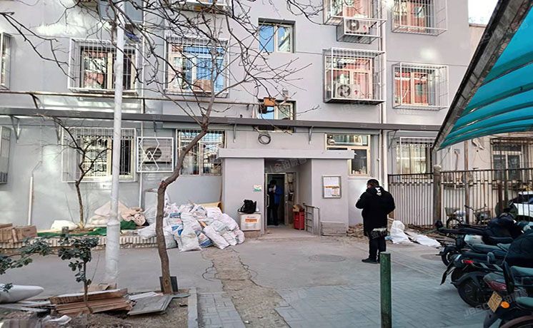 海淀区 红联北村6号楼1层4门4-1号（红联北村）