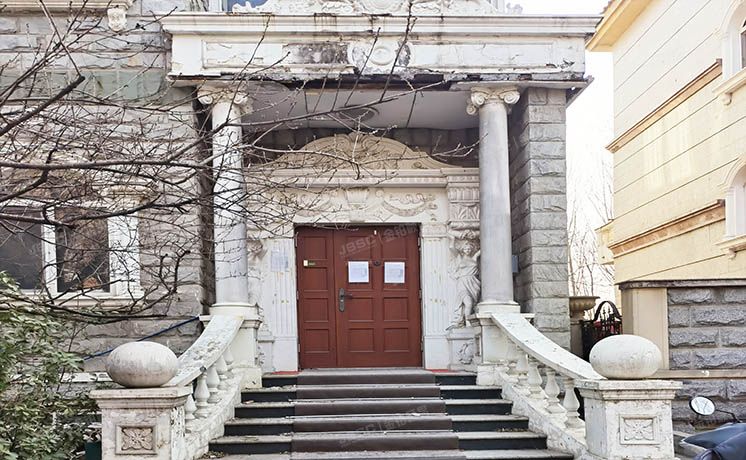 朝阳区 霄云路18号H-18幢-1至3层（京润水上花园）独栋别墅