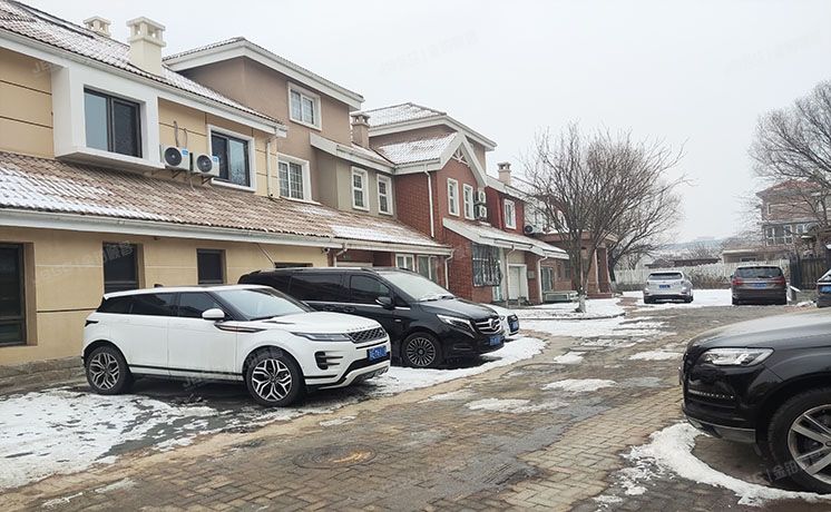 房山区 长阳镇昊天北大街48号102号楼1至3层10203（加州水郡）