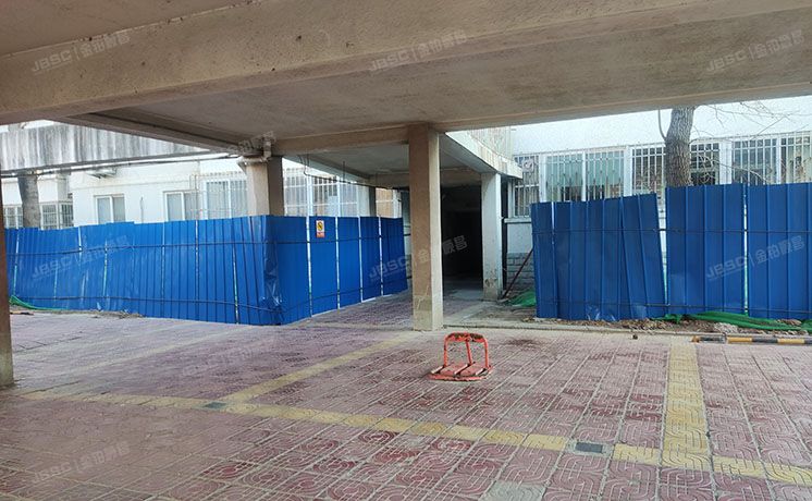 房山区 良乡北潞春家园D2号楼5层1-402（北潞春家园）