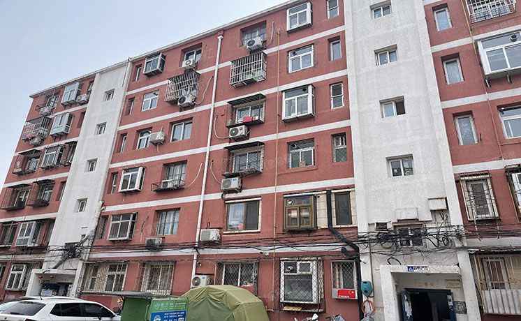 昌平区 昌平镇西环里33号楼2层2单元6号（西环里）