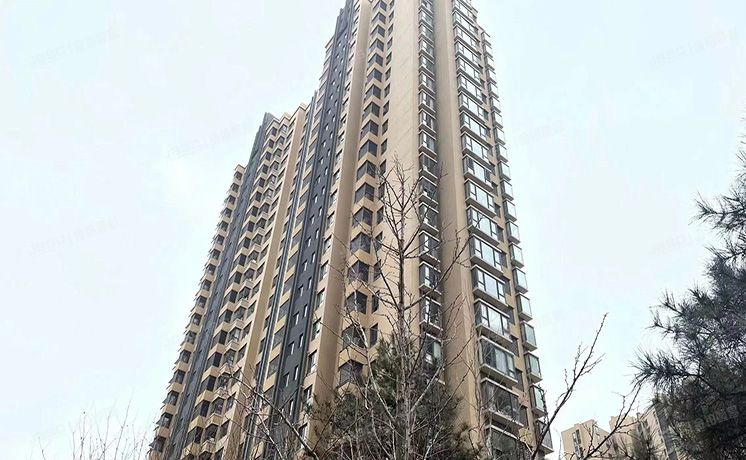 朝阳区 水岸南街10号院8号楼21层2单元2102号（华贸城）