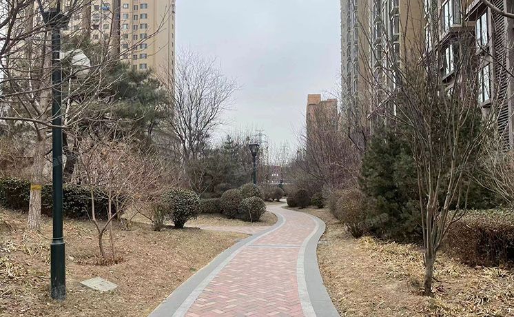 朝阳区 水岸南街10号院8号楼21层2单元2102号（华贸城）