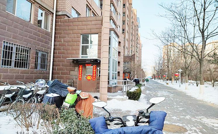 海淀区 熙湖小区2号楼2层1单元202号