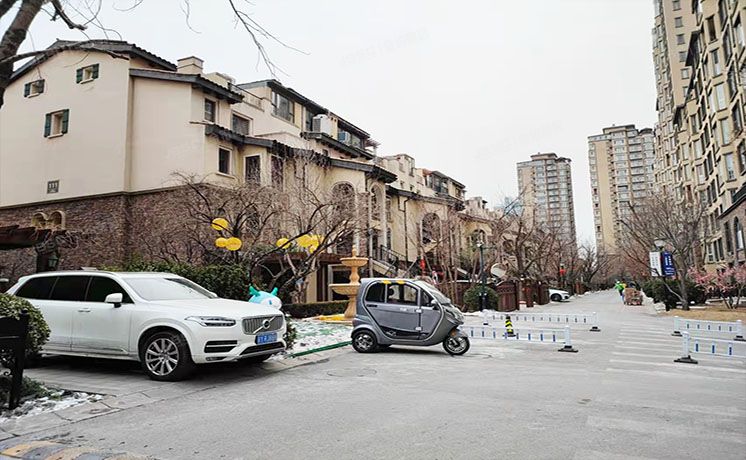 通州区 翠屏南里113号楼1至2层8单元102（龙湖蔚澜香醍）