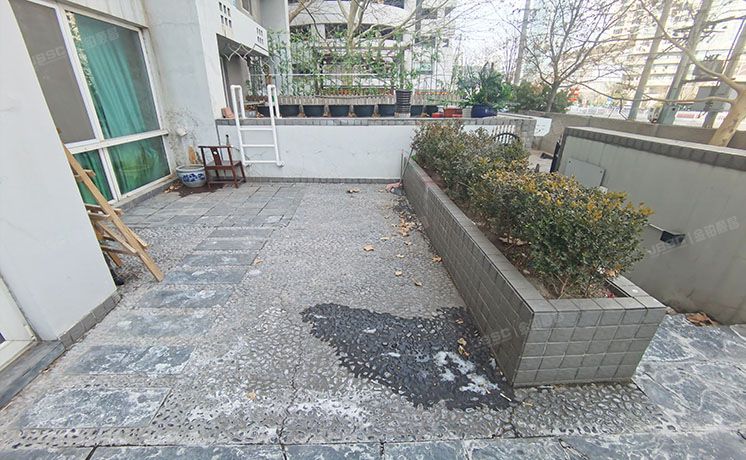 朝阳区 建国路88号内6号楼1至2层105（SOHO现代城）