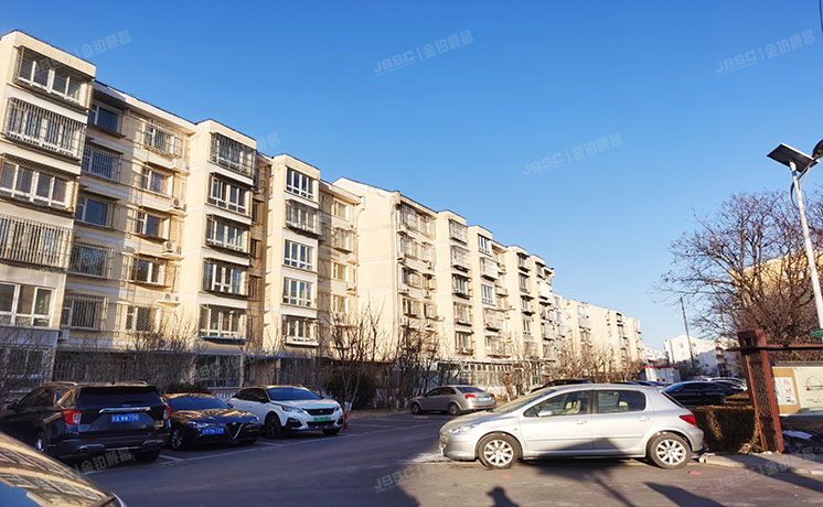 顺义区 裕龙花园六区26号楼6层一单元601号（裕龙六区）