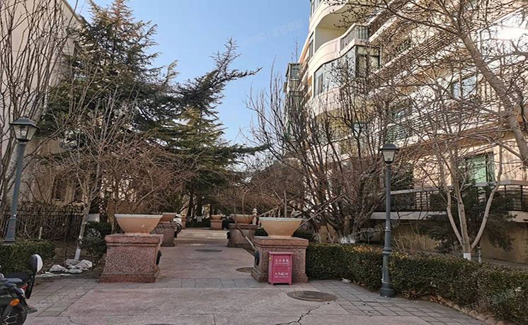 朝阳区 嘉林路甲1号42幢1至3层（嘉林花园）别墅