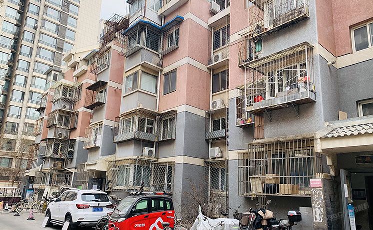 东城区 绿景馨园东区7号楼3层3单元331（绿景馨园）按经适房管理