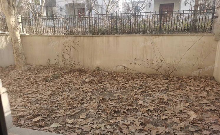 通州区 寨辛庄前街2号院27号楼1至4层103（融创千章墅）别墅