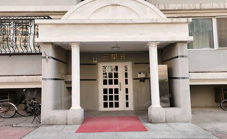 朝阳区 慧忠北里412号楼10层3门1002（华馨公寓）