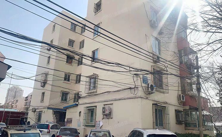 丰台区 玉林东里二区13号楼2层201号（玉林东里二区）