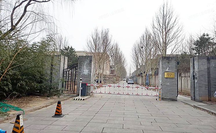 海淀区 清琴麓苑171号楼-1至3层101号+9个车位（香山清琴麓苑）配套公建