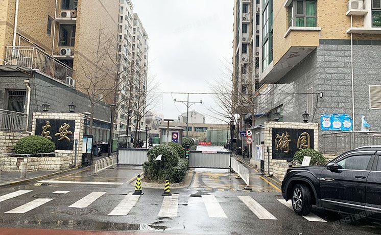 东城区 左安漪园小区5号楼2层2单元203（左安漪园）