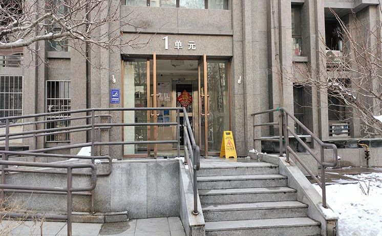 顺义区 站前街8号院7号楼15层1单元1701号（红杉一品）