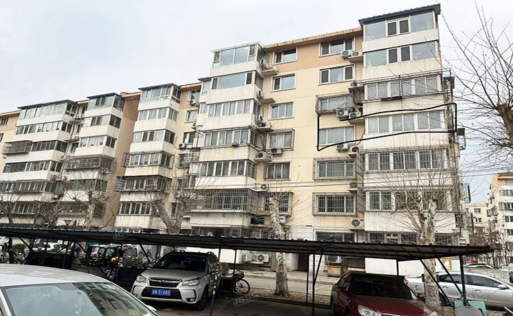 丰台区 诚苑南里8号楼4层9-402号（诚苑南里）经适房