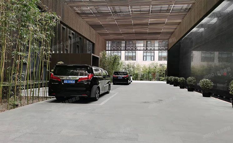 朝阳区 万科大都会6层702+车位 办公