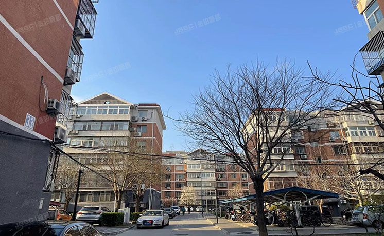 昌平区 昌平镇东关南里小区33号楼2层3单元3（东关南里）