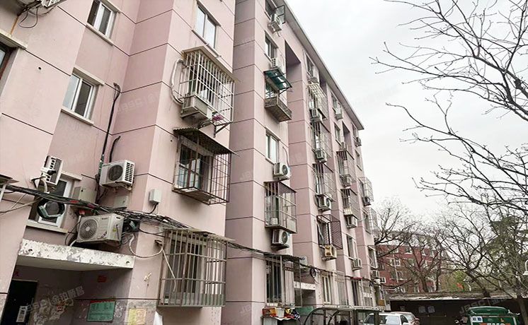 丰台区 育芳园甲一号院3号楼5层10门502号（育芳园）房改房