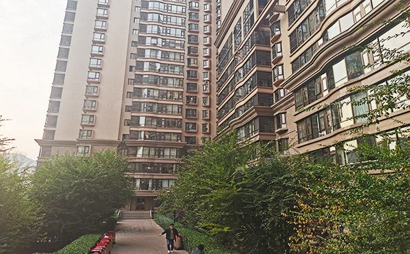 朝阳区 慈云寺1号院5号楼3层304号（东区国际公寓）