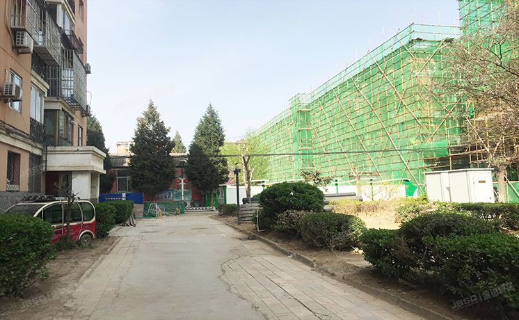 房山区 良乡地区苏庄三里8号楼2层2-202（建鑫园三里）