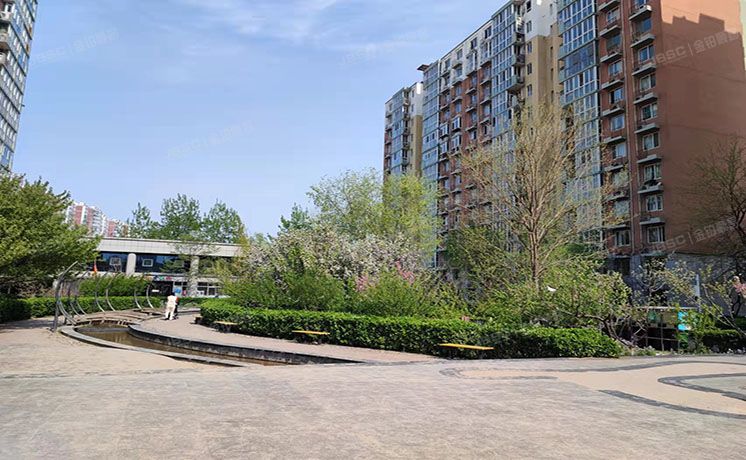 海淀区 建材城西二里17号楼1层4单元102（知本时代）