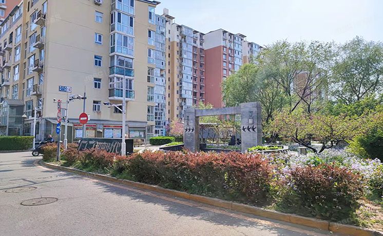 海淀区 建材城西二里17号楼1层4单元102（知本时代）