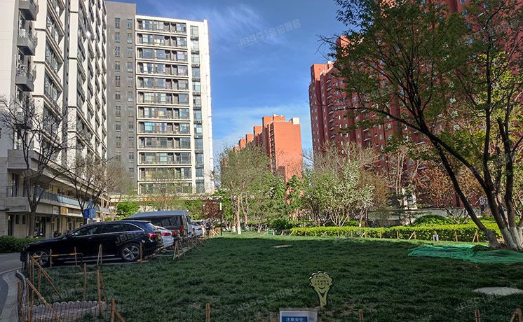 房山区 书院南街13号院2号楼8层825号（旭辉E天地）loft办公